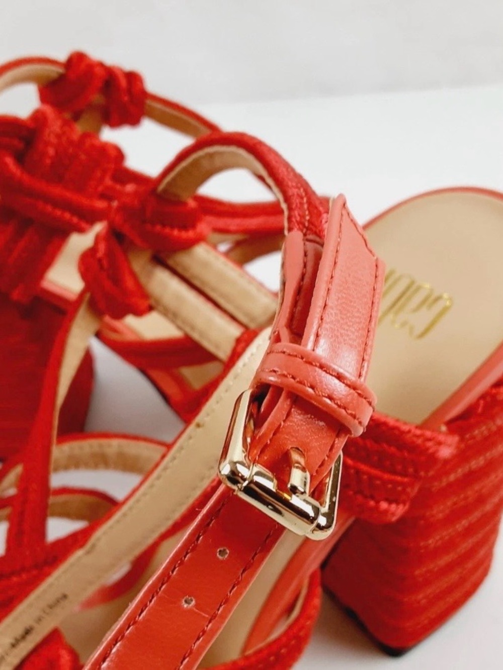 CAbi Tiptoe Sandals Sz 9 M Red Ankle Strap Block Heel Open Toe Knot - Picture 4 of 11